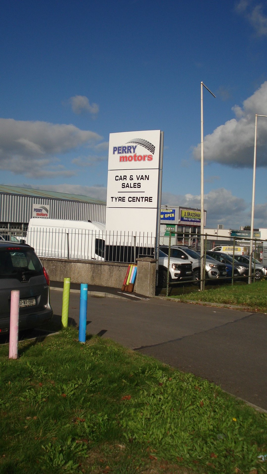 Perry Motors car and van sales sign, Athy